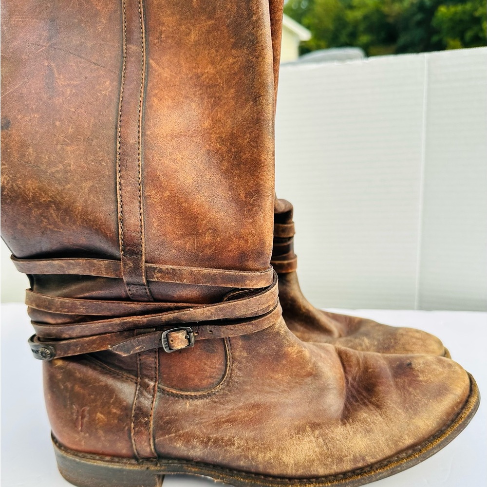 Frye Tan Leather Interior